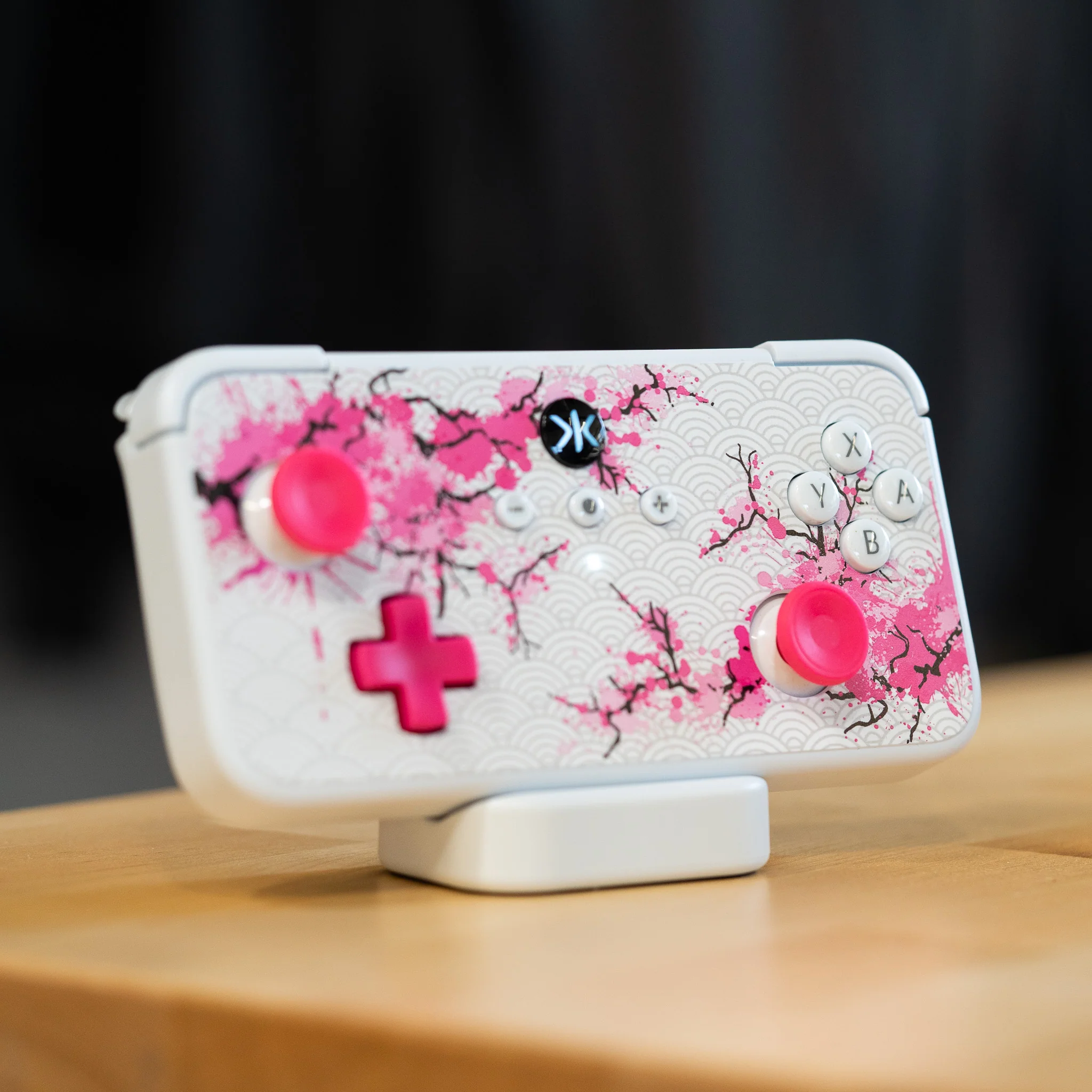 NEO S Charging Dock - Image 4